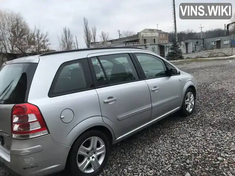 W0L0AHM7592128544 Opel Zafira 2009 Мінівен 1.9 л. Фото 4