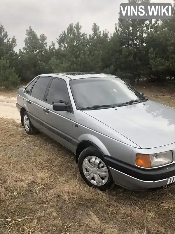 WVWZZZ31ZJE033728 Volkswagen Passat 1988 Седан 1.8 л. Фото 6