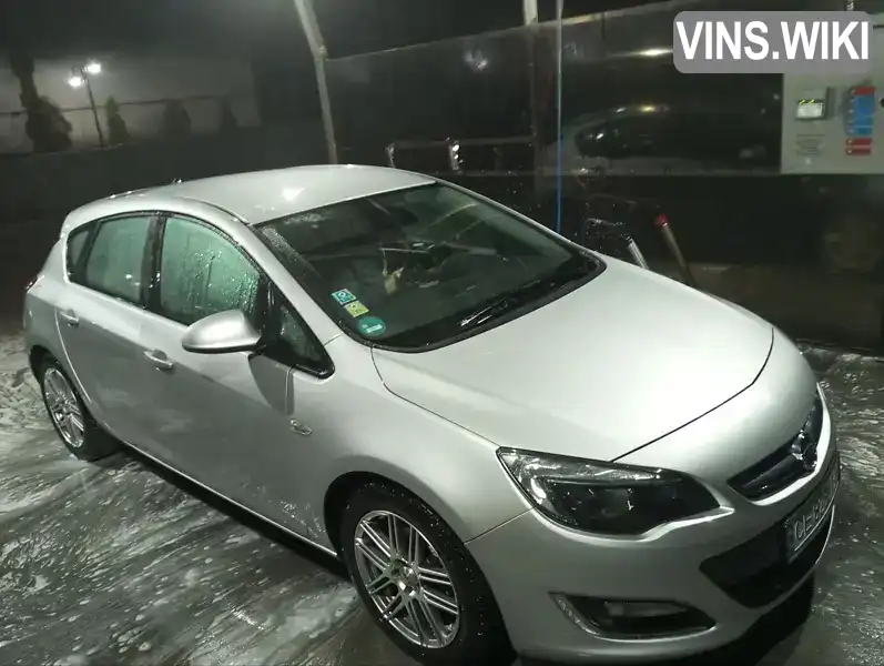 Хетчбек Opel Astra 2012 1.4 л. Ручна / Механіка обл. Чернівецька, Кельменці - Фото 1/6