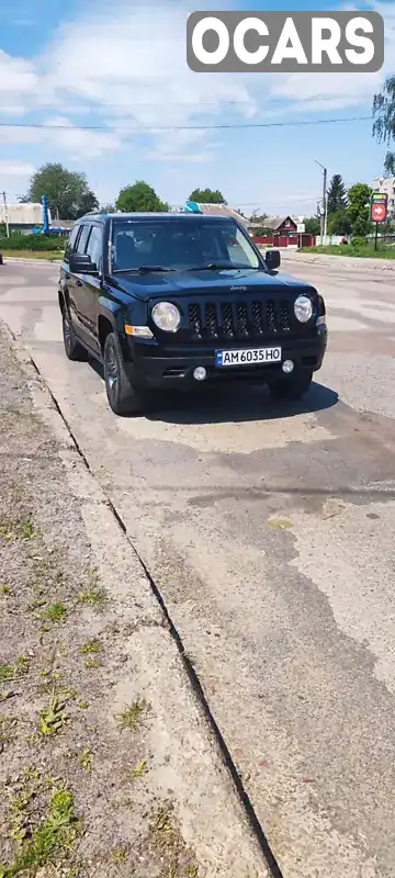 Позашляховик / Кросовер Jeep Patriot 2016 2 л. Варіатор обл. Житомирська, Овруч - Фото 1/21