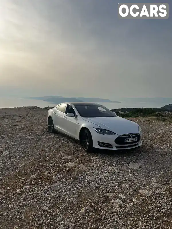 Лифтбек Tesla Model S 2016 null_content л. Автомат обл. Черкасская, Черкассы - Фото 1/13