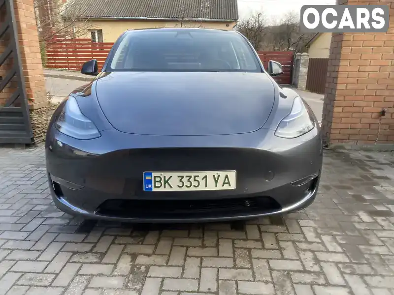 Позашляховик / Кросовер Tesla Model Y 2022 null_content л. обл. Рівненська, Рівне - Фото 1/10