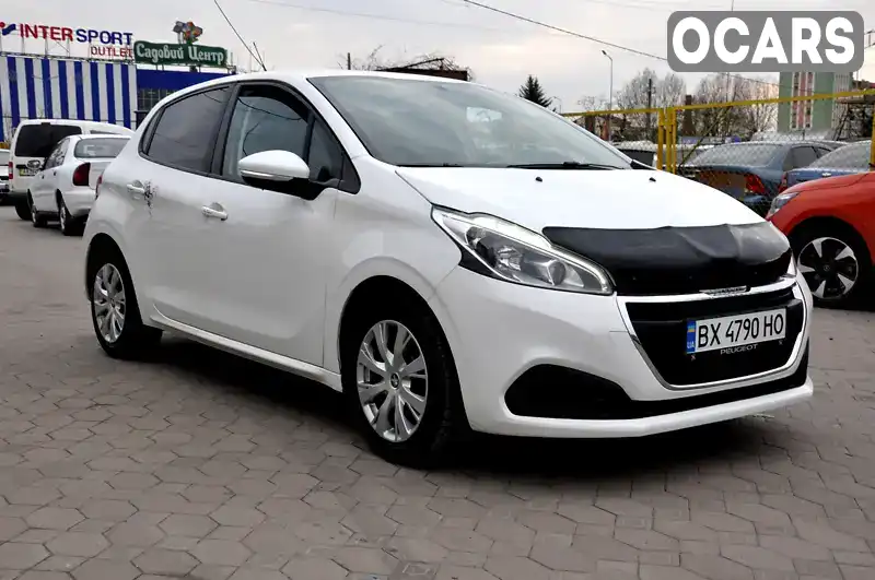 Хетчбек Peugeot 208 2018 1.2 л. Ручна / Механіка обл. Тернопільська, Тернопіль - Фото 1/21