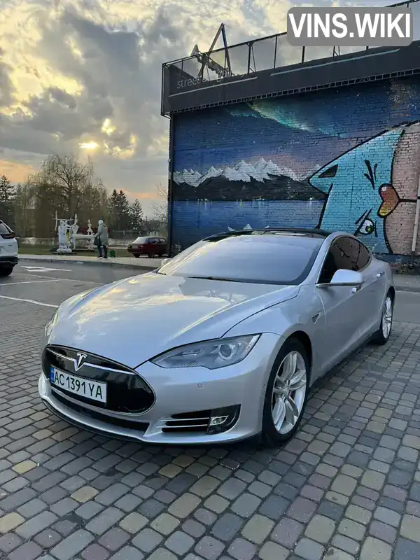 Лифтбек Tesla Model S 2015 null_content л. Автомат обл. Волынская, Луцк - Фото 1/21