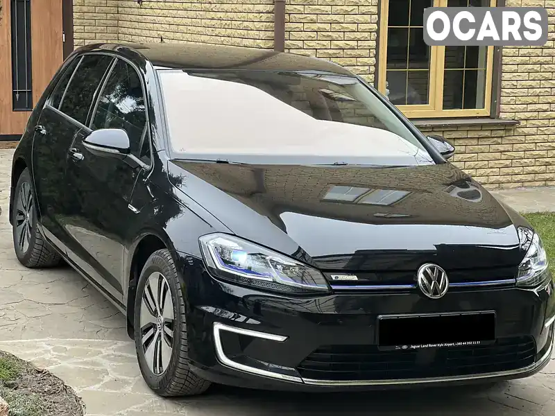 Хетчбек Volkswagen e-Golf 2017 null_content л. обл. Черкаська, Черкаси - Фото 1/20