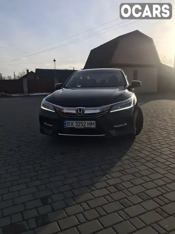 Седан Honda Accord 2017 2.36 л. Автомат обл. Рівненська, Рівне - Фото 1/15