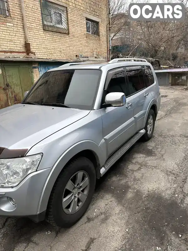 Позашляховик / Кросовер Mitsubishi Pajero Wagon 2008 3 л. Автомат обл. Київська, Київ - Фото 1/17