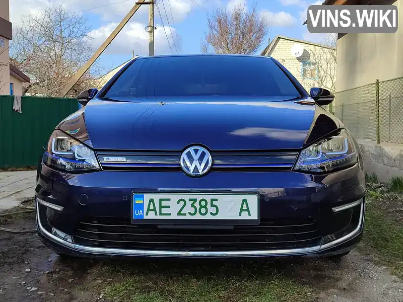 Хетчбек Volkswagen e-Golf 2015 null_content л. Автомат обл. Дніпропетровська, Кам'янське (Дніпродзержинськ) - Фото 1/13