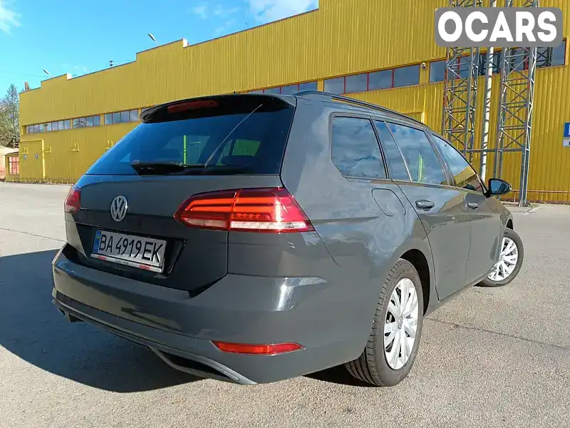 WVWZZZAUZHP785661 Volkswagen Golf 2017 Универсал 1.6 л. Фото 5