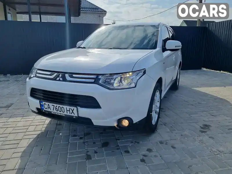 Внедорожник / Кроссовер Mitsubishi Outlander 2013 3 л. Автомат обл. Черкасская, Черкассы - Фото 1/21