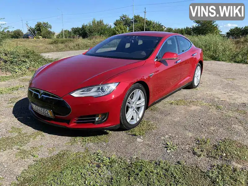 Лифтбек Tesla Model S 2015 null_content л. Автомат обл. Черкасская, Черкассы - Фото 1/21