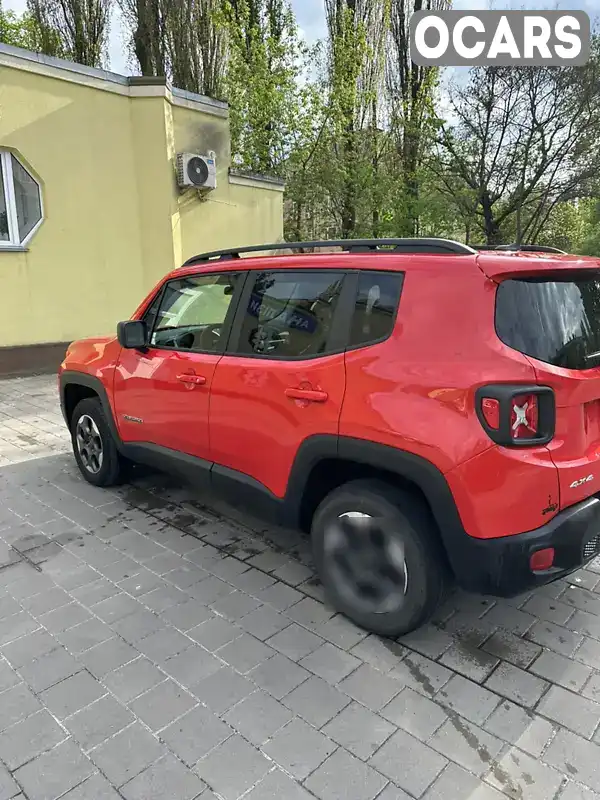 ZACCJBAT5GPE34062 Jeep Renegade 2016 Позашляховик / Кросовер 2.36 л. Фото 4