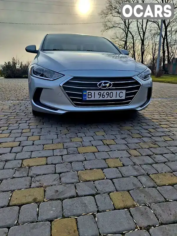 Седан Hyundai Elantra 2017 2 л. Автомат обл. Полтавская, Полтава - Фото 1/11