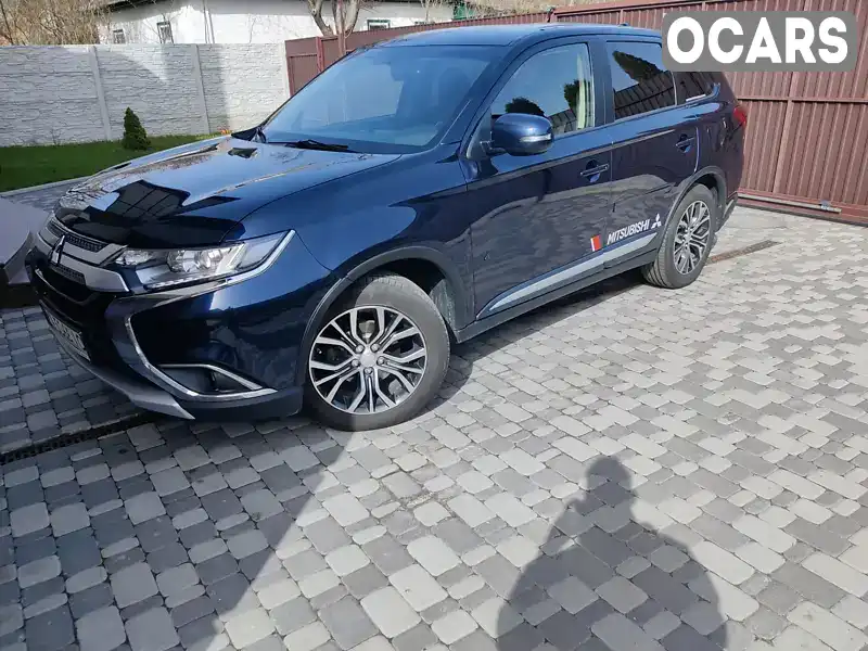 Позашляховик / Кросовер Mitsubishi Outlander 2017 2.4 л. Варіатор обл. Київська, Бориспіль - Фото 1/21