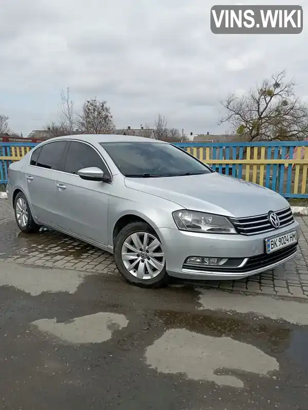 Седан Volkswagen Passat 2012 1.4 л. Ручна / Механіка обл. Рівненська, Рокитне - Фото 1/14