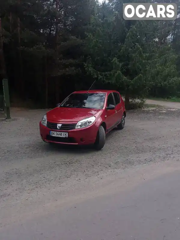 Хетчбек Dacia Sandero 2010 1.2 л. Ручна / Механіка обл. Рівненська, Дубно - Фото 1/21