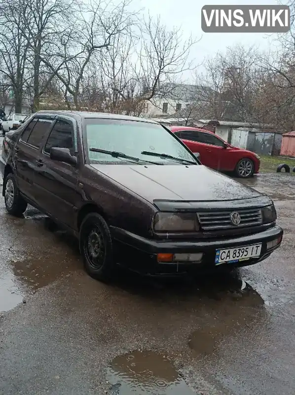 Седан Volkswagen Vento 1993 1.78 л. обл. Черкаська, Сміла - Фото 1/5