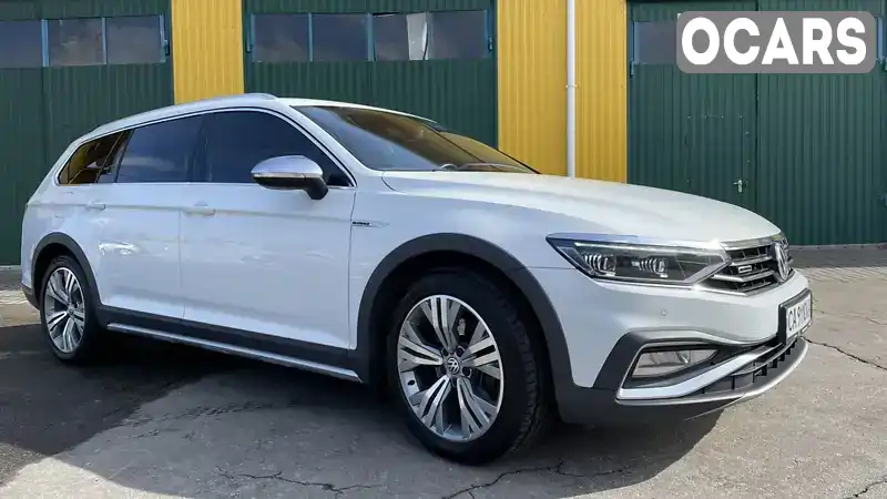 Універсал Volkswagen Passat 2020 1.97 л. Автомат обл. Черкаська, Черкаси - Фото 1/21