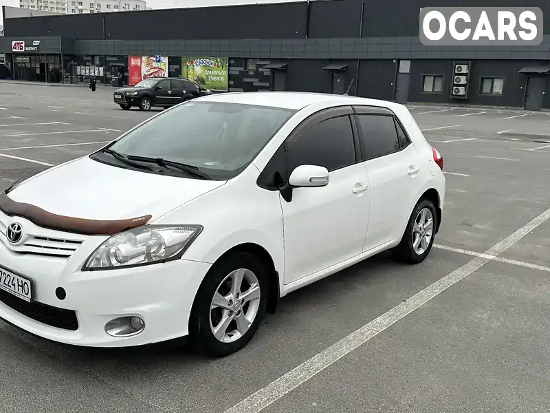 Хетчбек Toyota Auris 2011 null_content л. Ручна / Механіка обл. Київська, Бровари - Фото 1/12