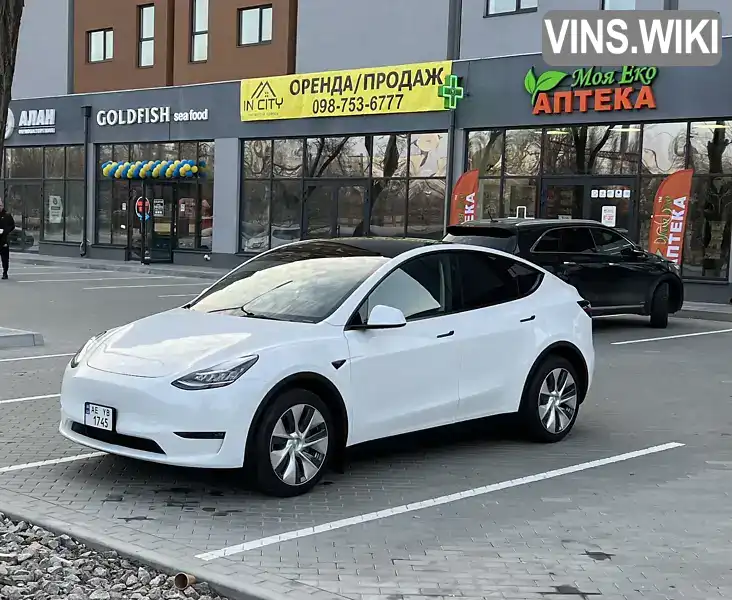 7SAYGDEE4PA141269 Tesla Model Y 2023 Позашляховик / Кросовер  Фото 2