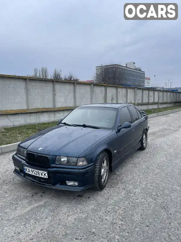 Седан BMW 3 Series 1993 2.8 л. Ручна / Механіка обл. Київська, Бориспіль - Фото 1/18