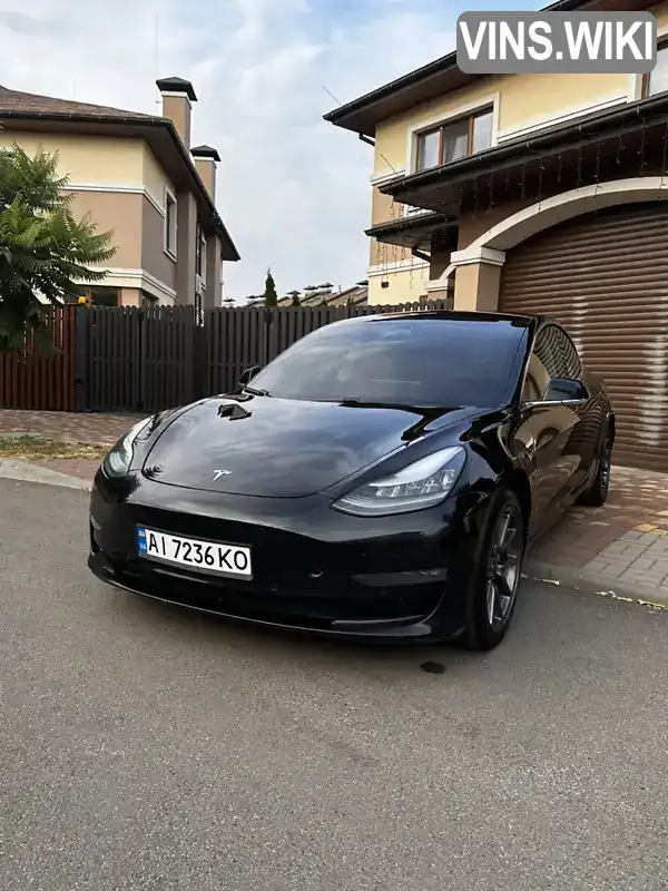 Седан Tesla Model 3 2019 null_content л. Автомат обл. Київська, Бровари - Фото 1/21