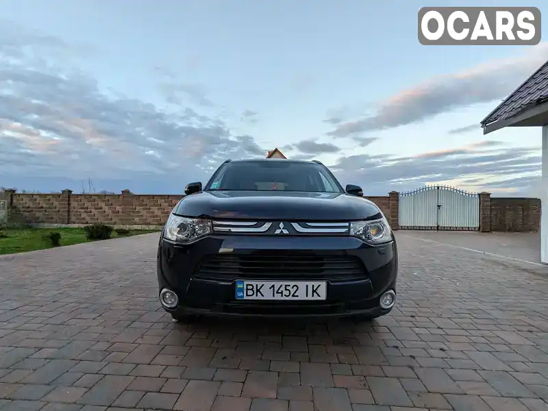 Позашляховик / Кросовер Mitsubishi Outlander 2012 2.3 л. обл. Рівненська, Дубно - Фото 1/21