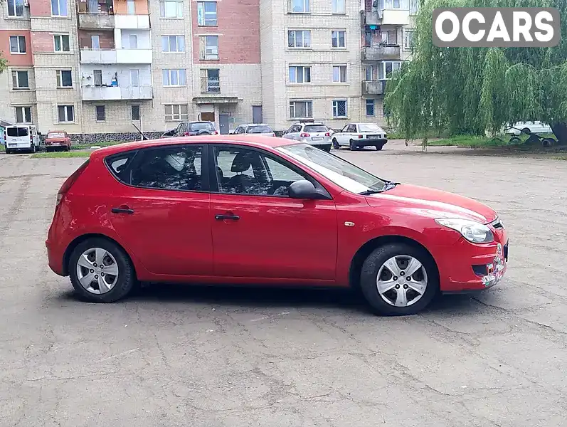 TMADB51CAAJ073925 Hyundai i30 2009 Хетчбек 1.4 л. Фото 3