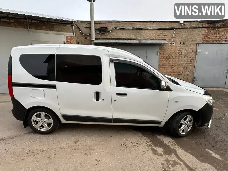 Мінівен Dacia Dokker 2015 1.6 л. Ручна / Механіка обл. Вінницька, Вінниця - Фото 1/21