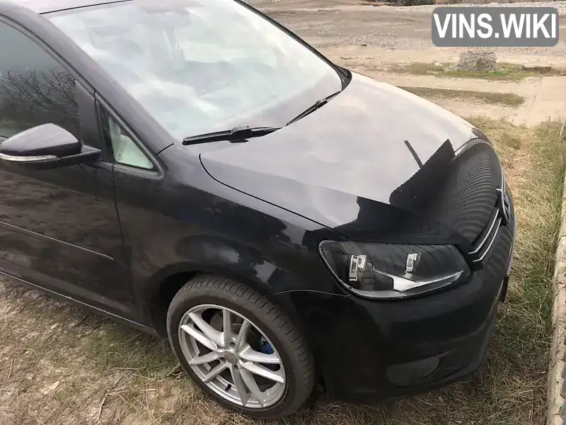 Мінівен Volkswagen Touran 2012 1.97 л. Ручна / Механіка обл. Харківська, Харків - Фото 1/21