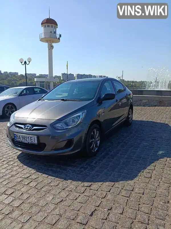 Седан Hyundai Accent 2012 1.4 л. Ручна / Механіка обл. Кіровоградська, Гайворон - Фото 1/21