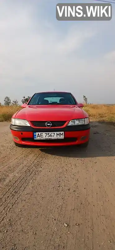 Ліфтбек Opel Vectra 1998 1.6 л. Ручна / Механіка обл. Дніпропетровська, Дніпро (Дніпропетровськ) - Фото 1/14