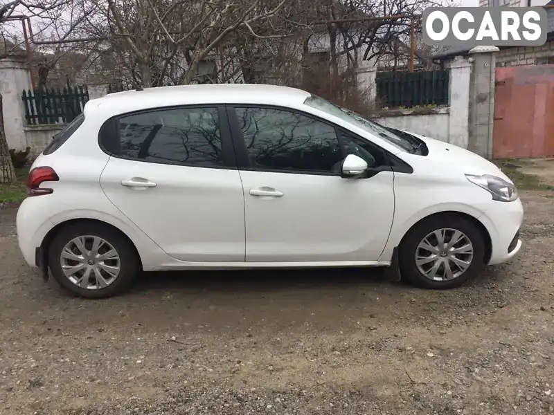 Хетчбек Peugeot 208 2017 1.2 л. Робот обл. Миколаївська, Миколаїв - Фото 1/21