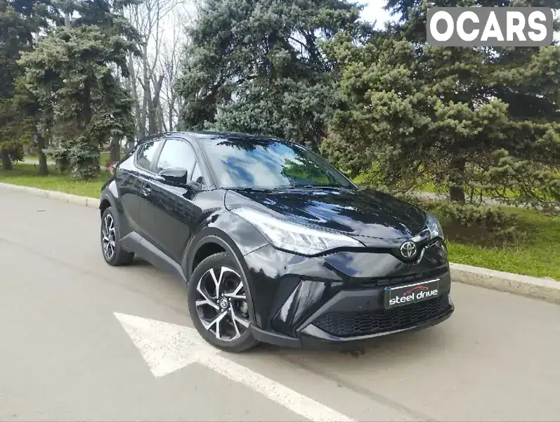 Позашляховик / Кросовер Toyota C-HR 2020 1.99 л. Варіатор обл. Миколаївська, Миколаїв - Фото 1/21