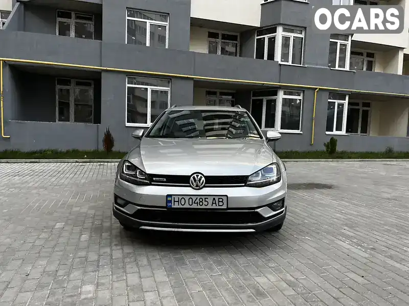 3VWH17AUXHM528046 Volkswagen Golf Alltrack 2017 Універсал 1.8 л. Фото 2