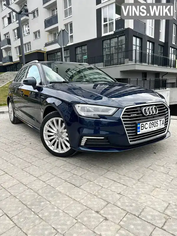 Хетчбек Audi A3 2018 1.4 л. обл. Львівська, Львів - Фото 1/19