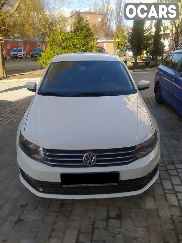 Седан Volkswagen Polo 2016 1.6 л. Ручна / Механіка обл. Хмельницька, Кам'янець-Подільський - Фото 1/9