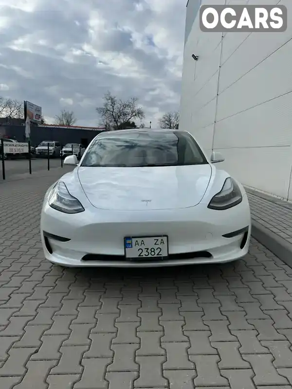 5YJ3E1EA5KF311692 Tesla Model 3 2019 Седан  Фото 2