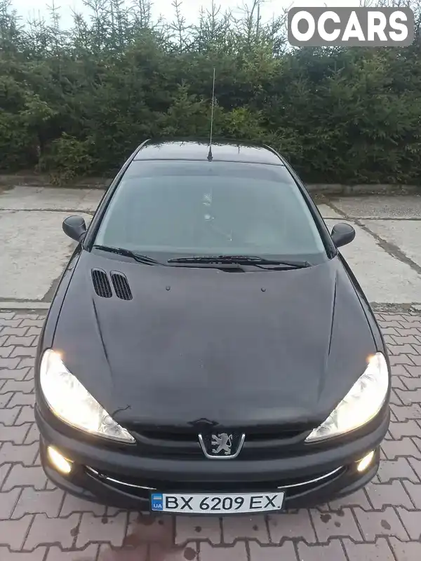 Седан Peugeot 206 2010 1.36 л. Ручна / Механіка обл. Хмельницька, Шепетівка - Фото 1/18