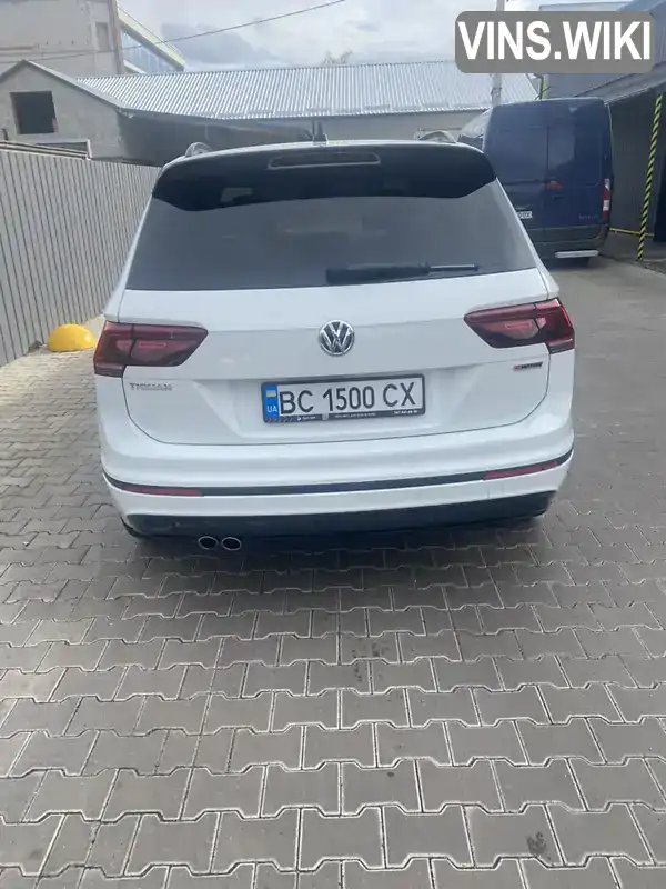 WVGZZZ5NZLW841808 Volkswagen Tiguan 2019 Внедорожник / Кроссовер 1.97 л. Фото 2