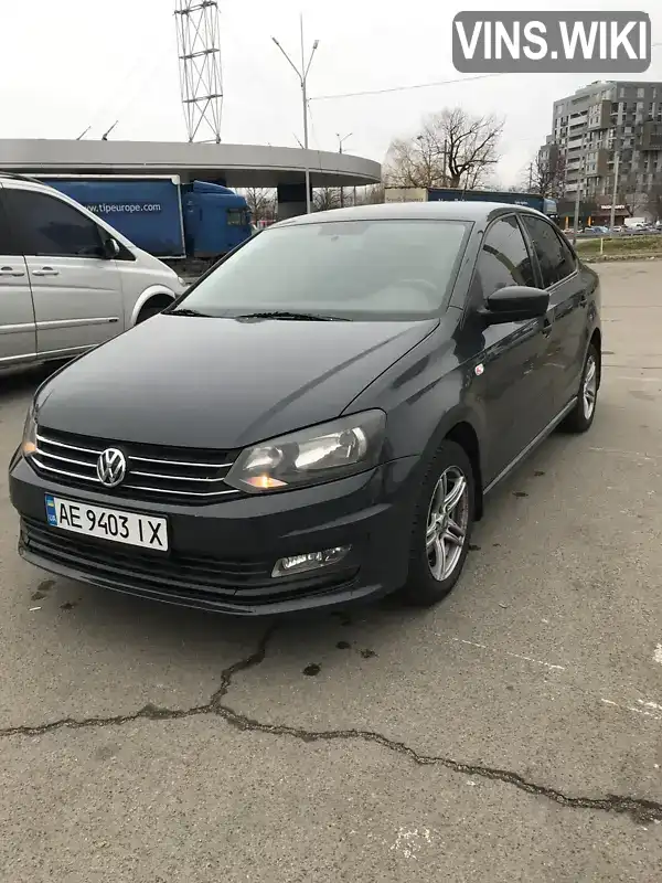 Седан Volkswagen Polo 2016 1.6 л. Ручна / Механіка обл. Дніпропетровська, Дніпро (Дніпропетровськ) - Фото 1/13