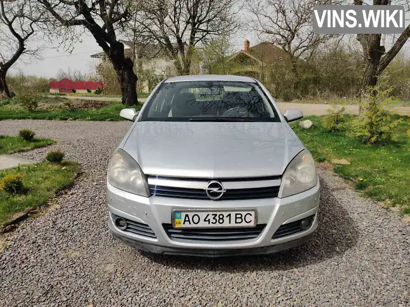 Хетчбек Opel Astra 2006 1.6 л. Ручна / Механіка обл. Закарпатська, Ужгород - Фото 1/8