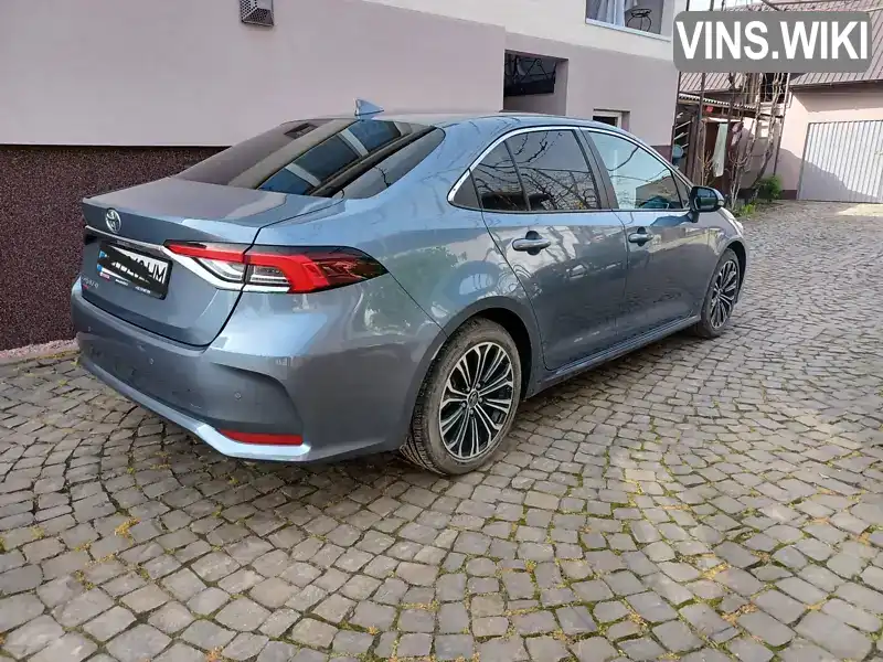 Седан Toyota Corolla 2019 1.6 л. Ручна / Механіка обл. Закарпатська, Ужгород - Фото 1/21