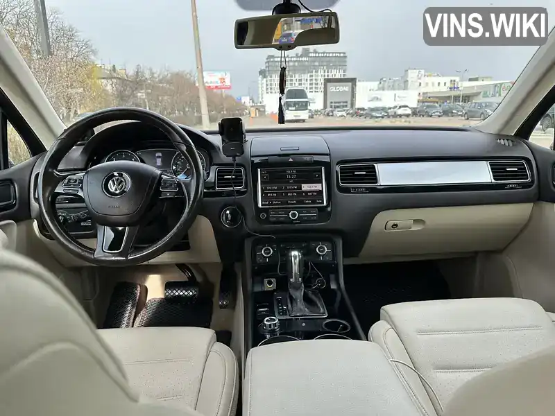 Внедорожник / Кроссовер Volkswagen Touareg 2012 2.97 л. Автомат обл. Житомирская, Житомир - Фото 1/21