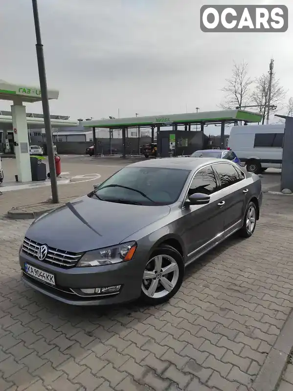 1VWBN7A30DC030502 Volkswagen Passat 2012 Седан 1.97 л. Фото 3