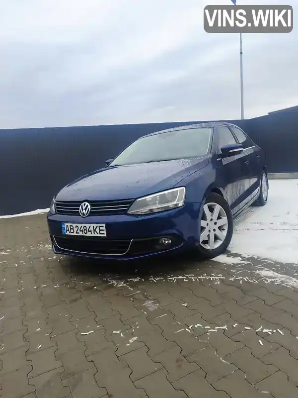 Седан Volkswagen Jetta 2011 2 л. Ручная / Механика обл. Хмельницкая, Летичев - Фото 1/21