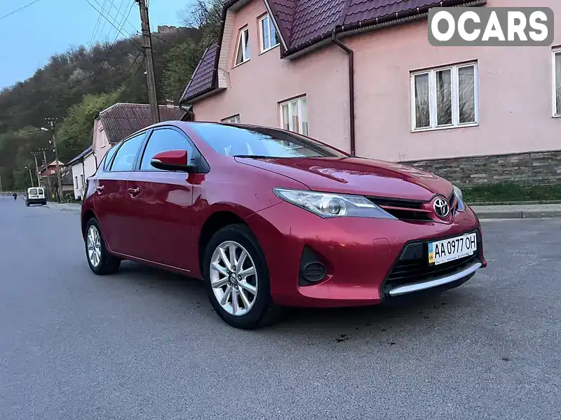 Хетчбек Toyota Auris 2013 1.6 л. Автомат обл. Закарпатська, Тячів - Фото 1/17