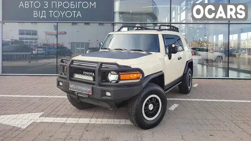 Позашляховик / Кросовер Toyota FJ Cruiser 2010 4 л. Автомат обл. Київська, Київ - Фото 1/13