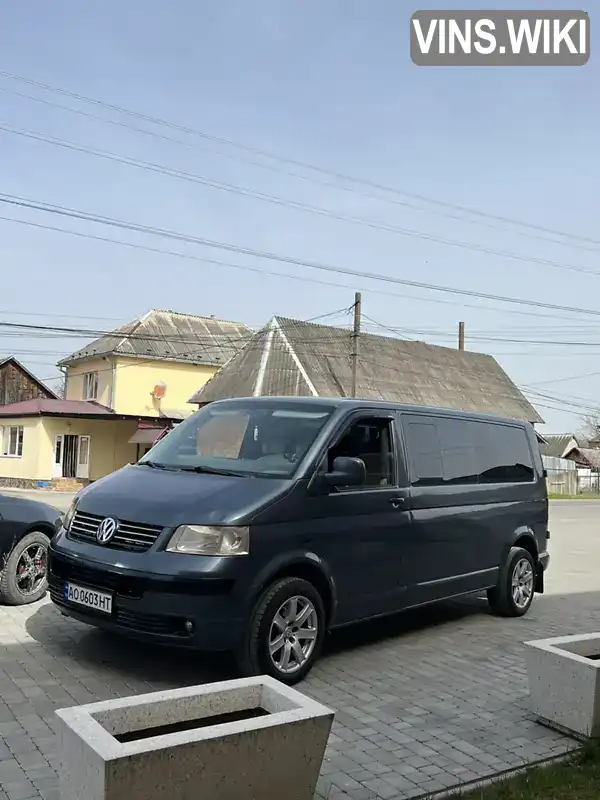 Мінівен Volkswagen Caravelle 2006 2.5 л. Ручна / Механіка обл. Закарпатська, Хуст - Фото 1/15