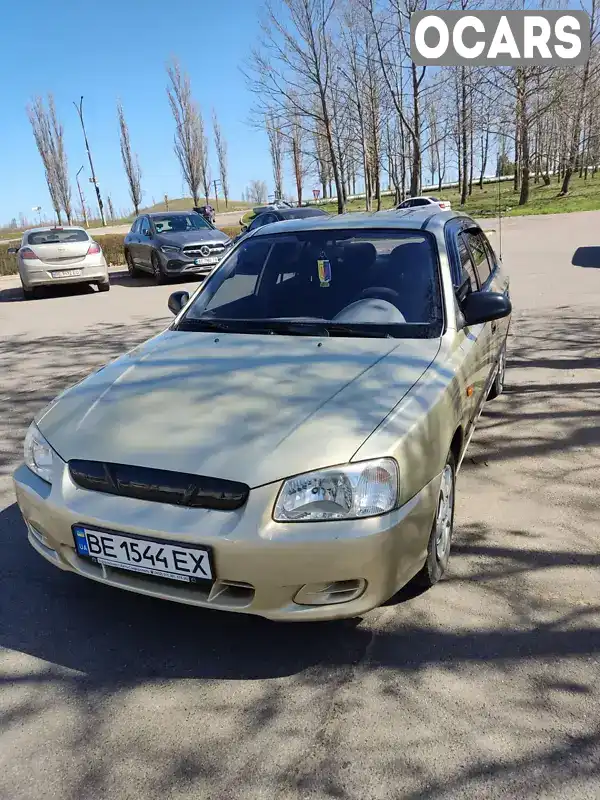 Седан Hyundai Accent 2000 1.34 л. Ручна / Механіка обл. Миколаївська, Южноукраїнськ - Фото 1/18